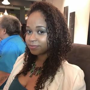 Meet your Posher, Renelle